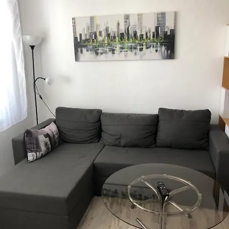 Hroncova, Near Centre And Park, Quiet Location Apartment Kosice