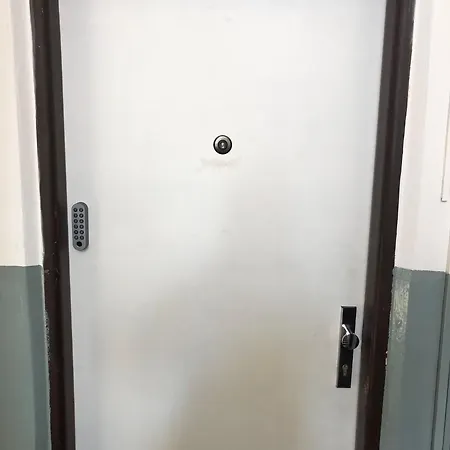 Apartmán Hroncova, Near Centre And Park, Quiet Location Košice